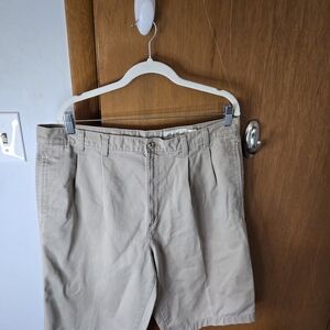 Eddie Bauer Men's Khaki Flat Front Shorts